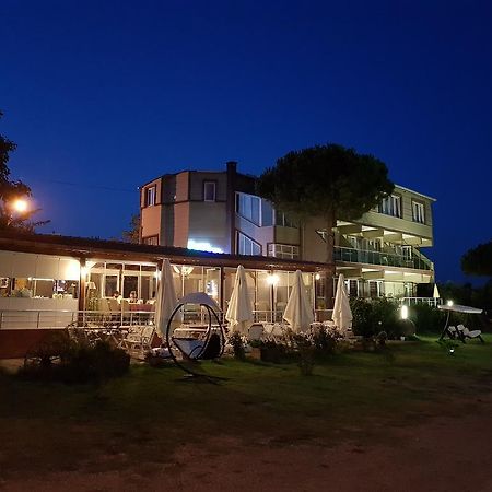 Flora Hotel Burhanli Exterior photo