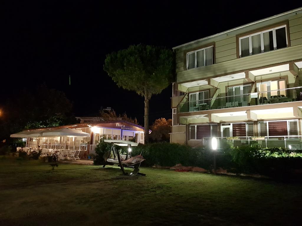 Flora Hotel Burhanli Exterior photo
