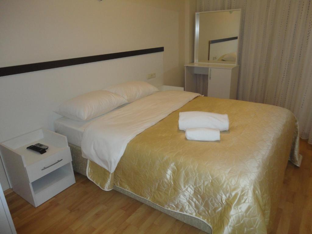 Flora Hotel Burhanli Room photo